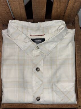 Alaskan Hardgear by Duluth Men's Plaid Short Sleeve Button-Up Outdoor Shirt XL